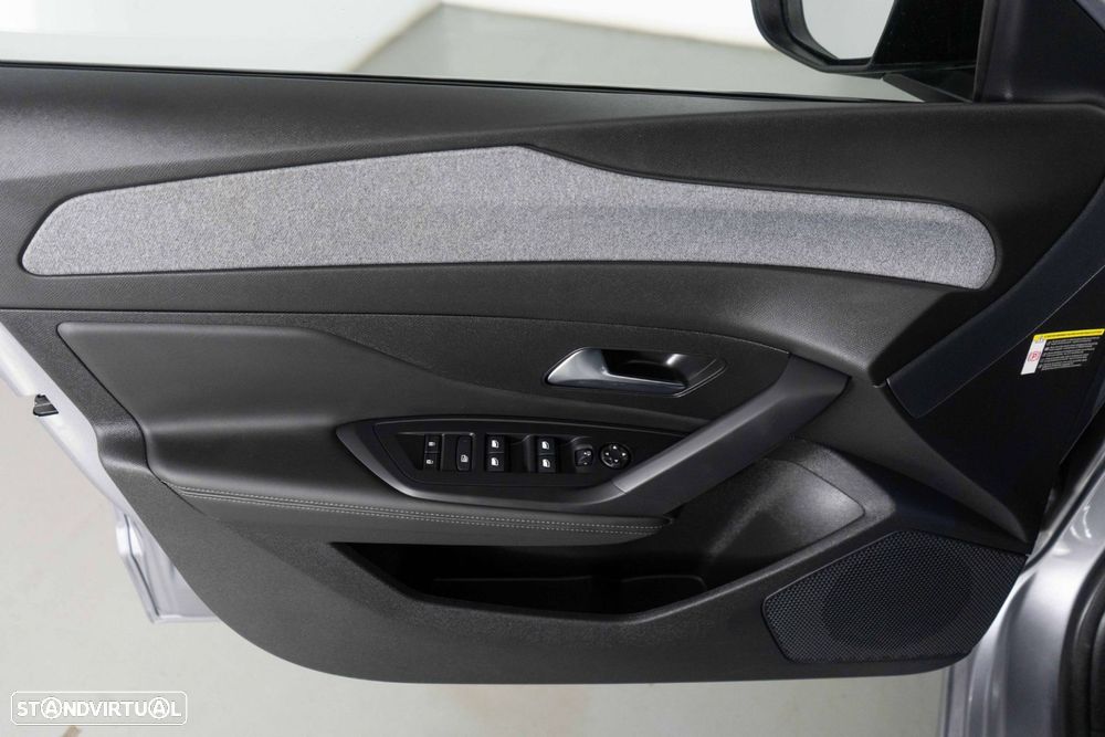 Peugeot 308 1.2 PureTech Allure Pack - 19