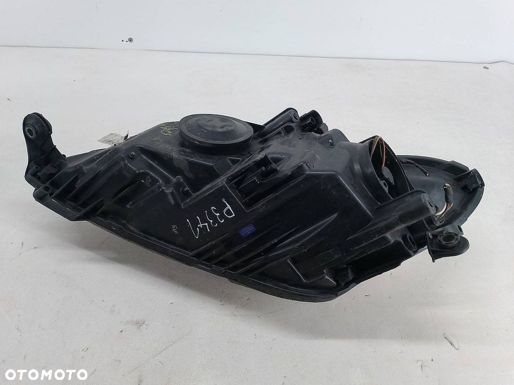 LAMPA PRZÓD PRAWA SKODA FABIA II FL - 7