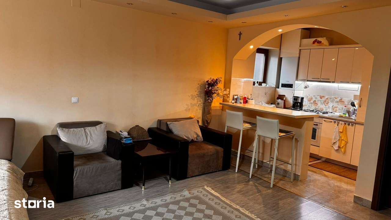 GARSONIERA DE VANZARE IN BUSTENI, CONSTRUCTIE 2012 — fotografia 1