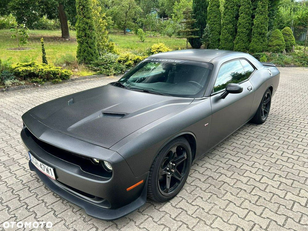 Dodge Challenger - 15
