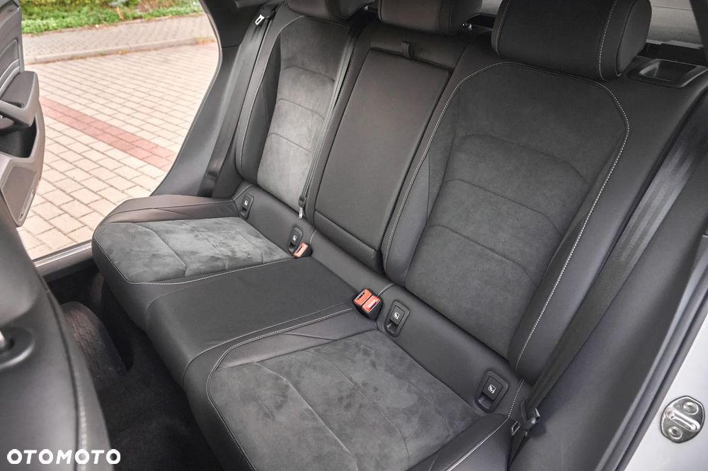 Volkswagen Arteon 2.0 TDI R-Line DSG - 26