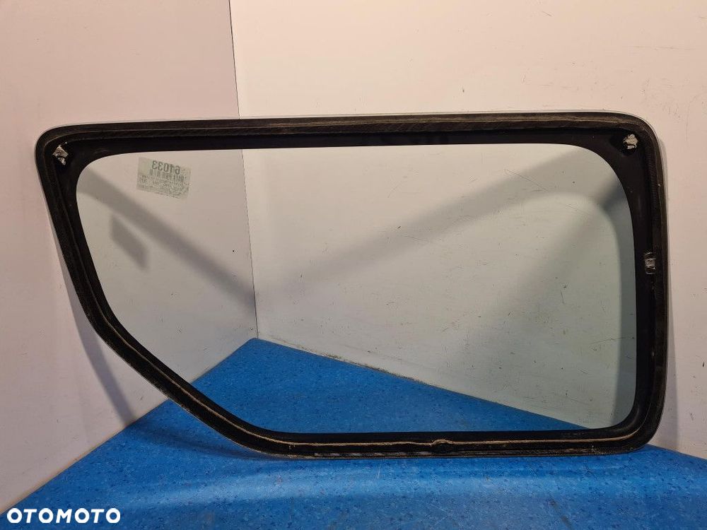 SUZUKI JIMNY III SZYBA KAROSERYJNA TYŁ PRAWA Z2S - 3