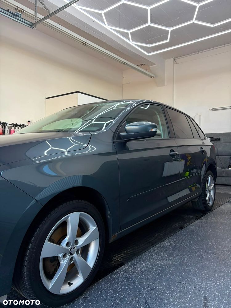 Skoda RAPID 1.2 TSI Active - 10