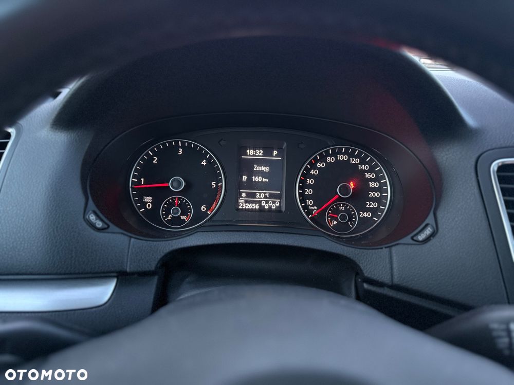 Volkswagen Sharan 2.0 TDI Highline DSG - 20