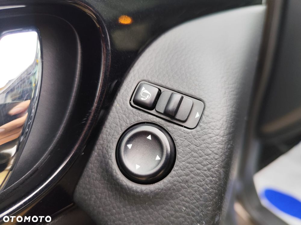 Nissan Qashqai 1.6 DCi Tekna - 27