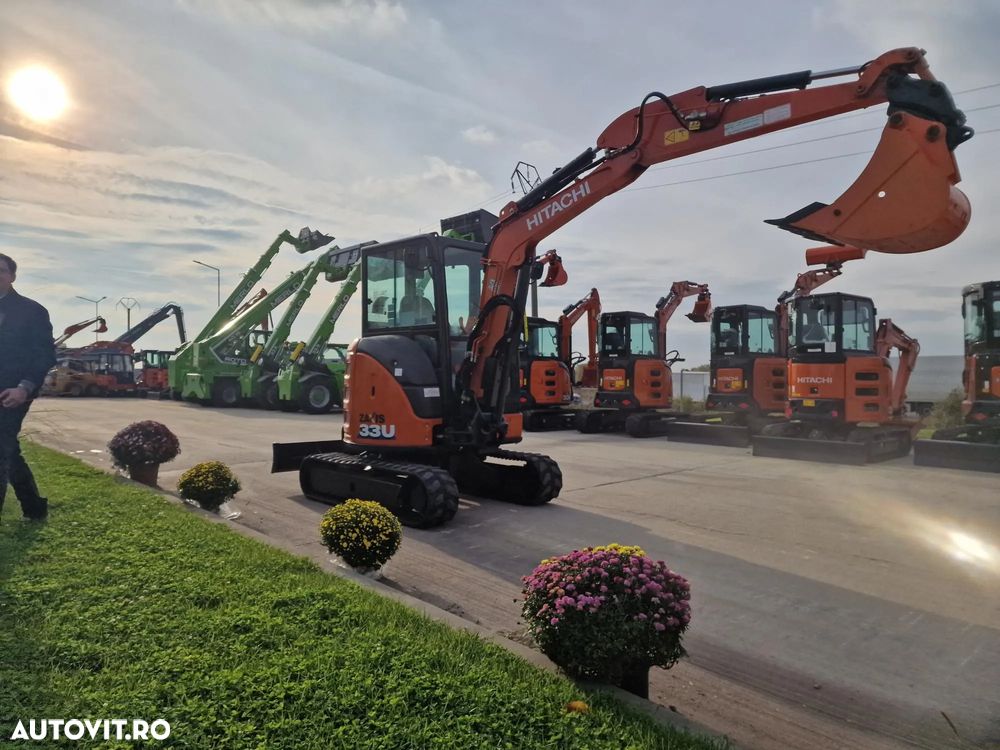 Hitachi ZX33U-6, Masa Operationala 3,7t, 2023, 1.305h, CUPLA RAPIDA HIDRAULICA+3 CUPE NOI, SistemAntifurt, Inst picon, senile 80% bune, Aer conditionat, Adancime sapare 5m, Ridica 2,8tone, Motor 25CP, posibilitate leasing 4 ani, CA NOU-PROMOTIE 36900 EUR+Tva - 10