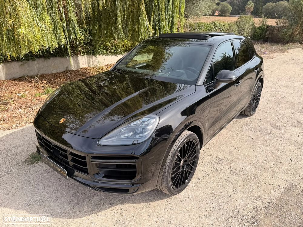 Porsche Cayenne Turbo - 3