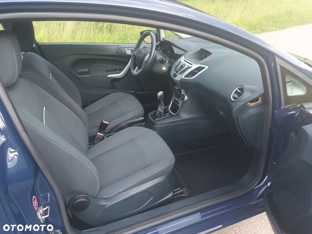 Ford Fiesta 1.25 Ambiente - 18