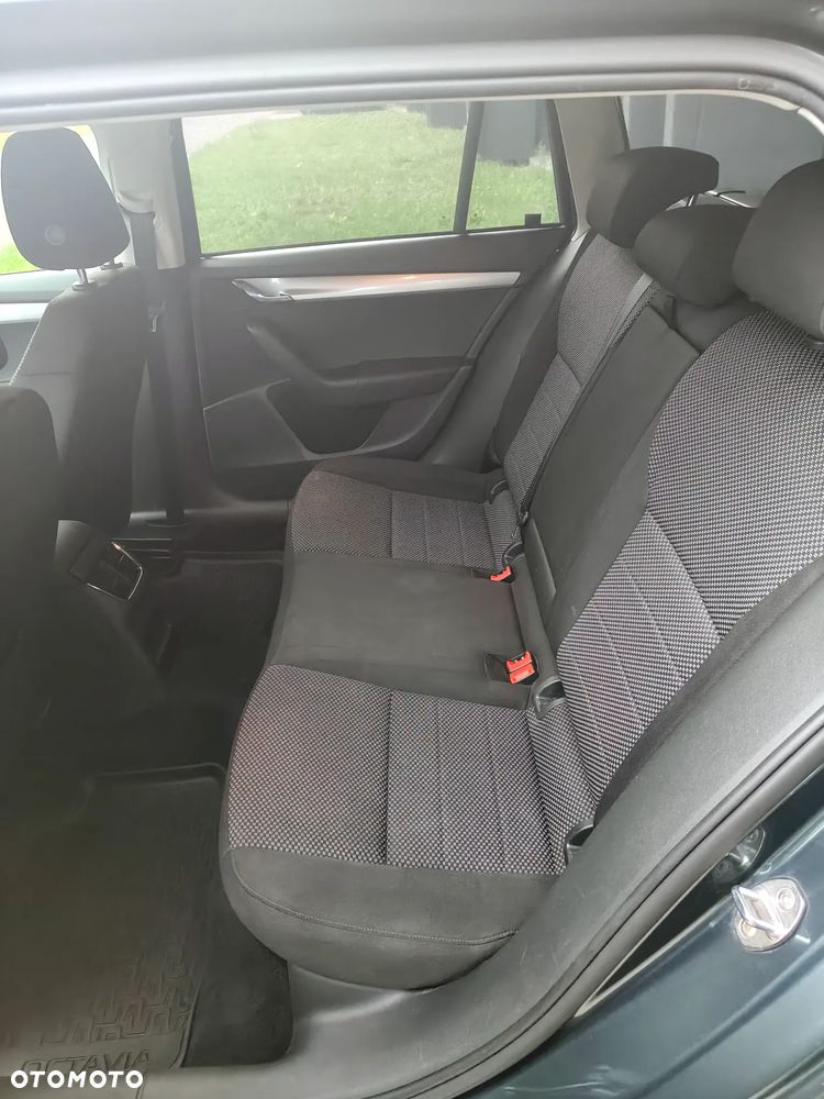 Skoda Octavia 1.6 TDI Ambition - 13