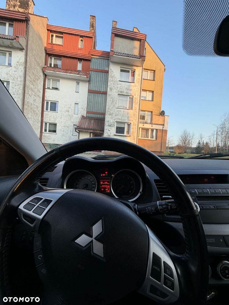 Mitsubishi Lancer 1.8 Intense - 7