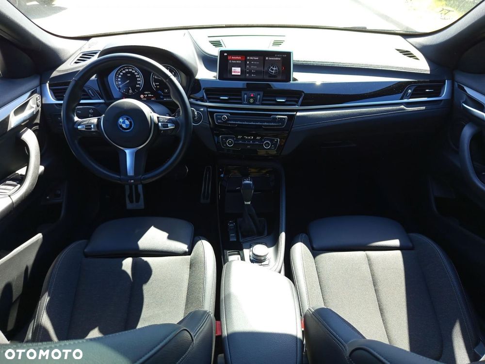 BMW X2 - 15
