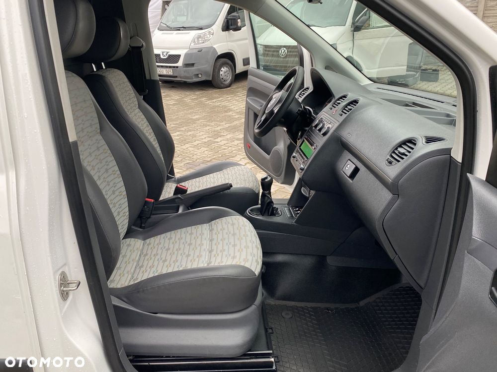 Volkswagen CADDY - 11