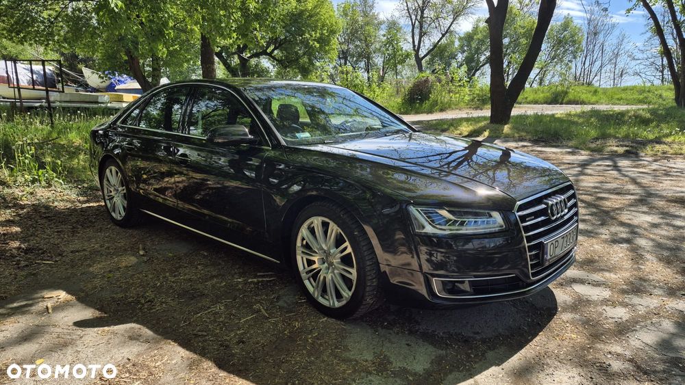 Audi A8 - 1