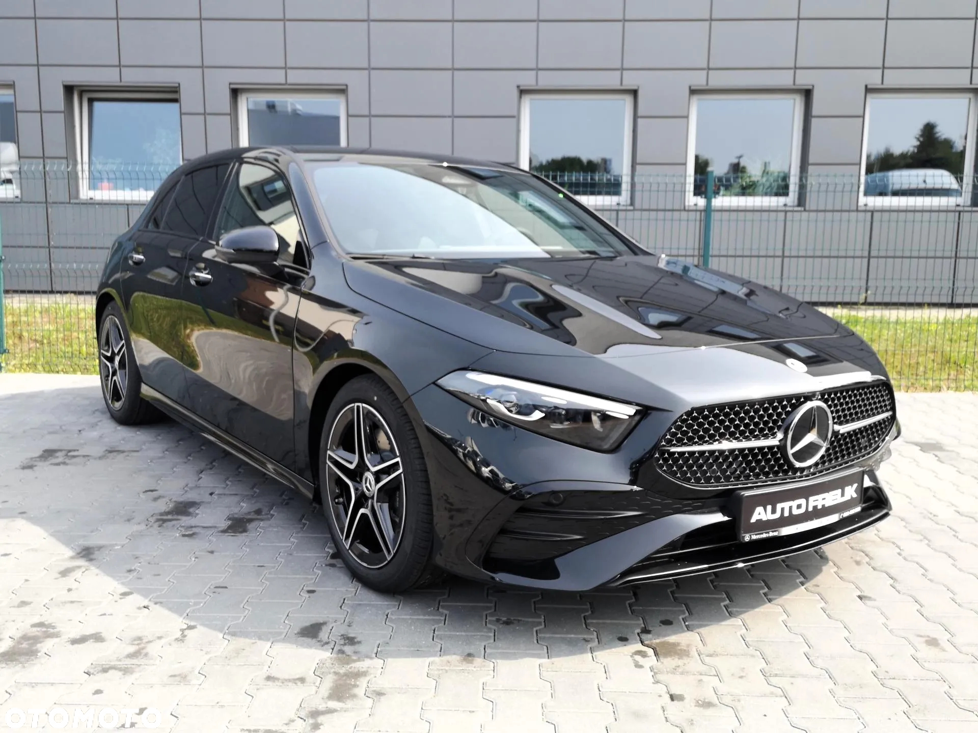Mercedes-Benz Klasa A 220 4Matic 7G-DCT AMG Line - 6