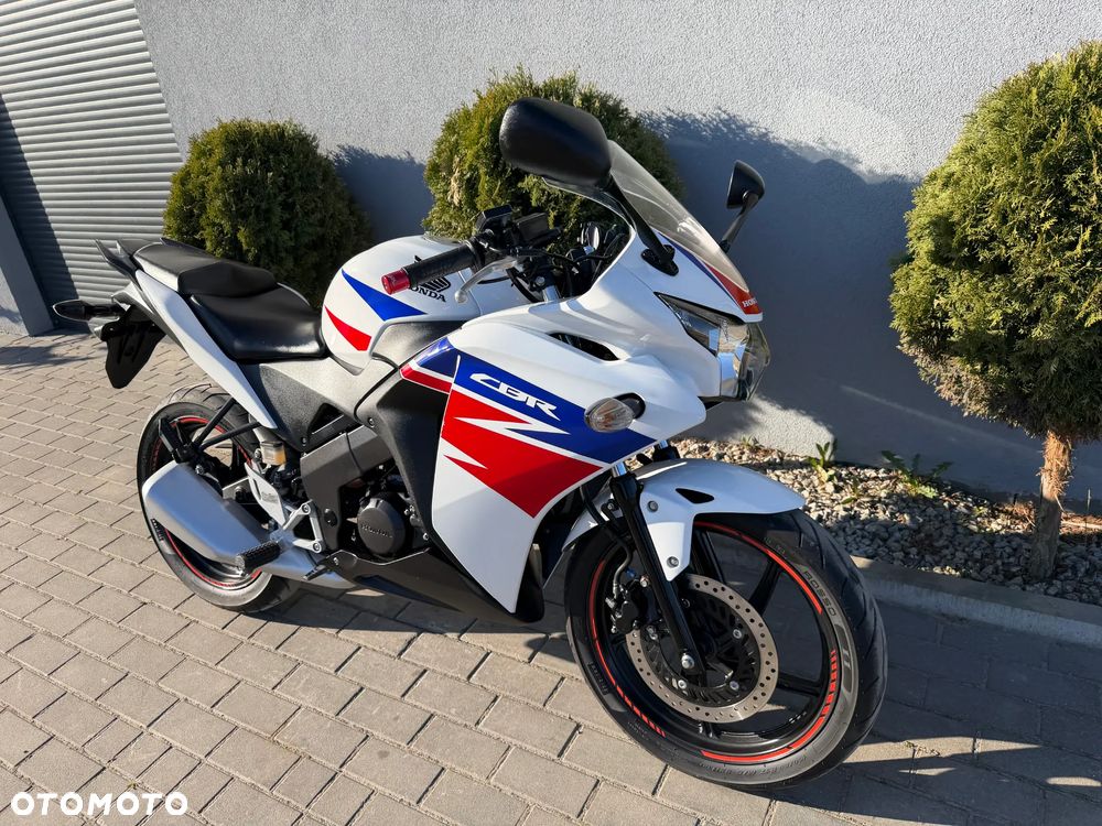 Honda CBR - 4
