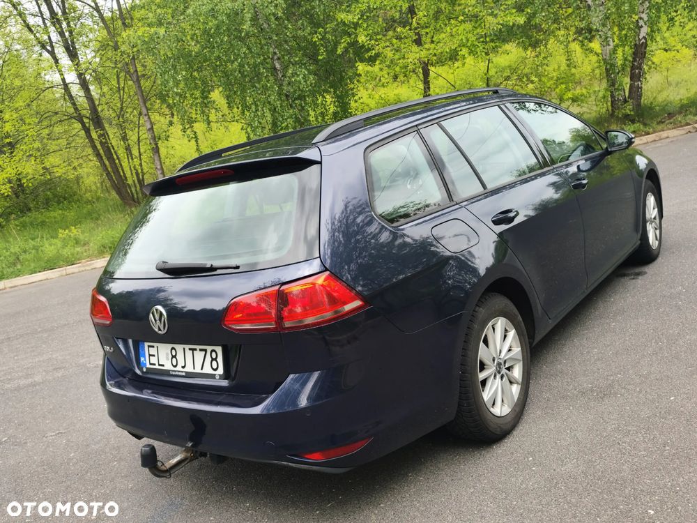 Volkswagen Golf 1.6 TDI DPF BlueMotion Technology Comfortline - 4
