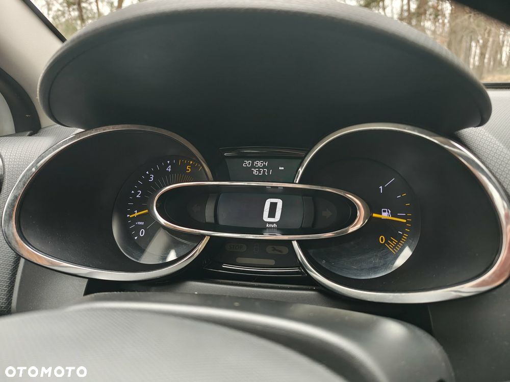 Renault Clio - 7