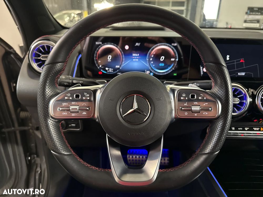 Mercedes-Benz EQB - 17