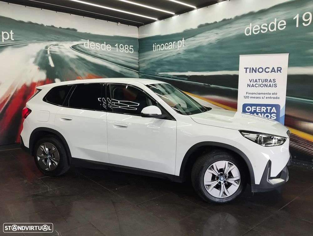BMW iX1 eDrive20 - 4