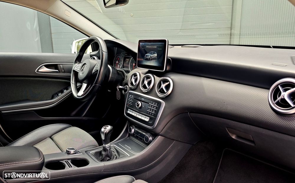 Mercedes-Benz A 180 d Urban - 15