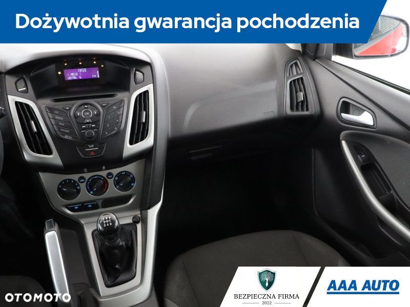 Ford Focus - 10