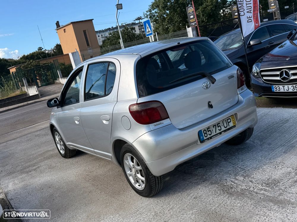 Toyota Yaris 1.4 D-4D Sol ABS - 5