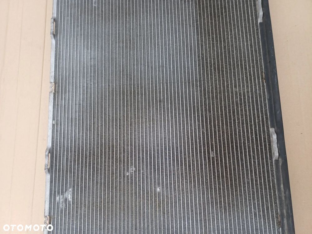 Audi A4 B8 A5 automat 2.0 TDI chłodnica wody 8K0121251H - 3