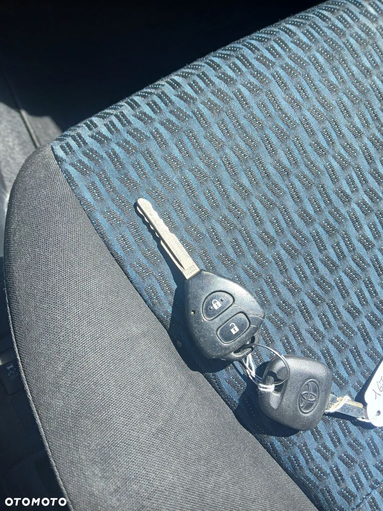 Toyota Yaris 1.33 VVT-i Edition - 14