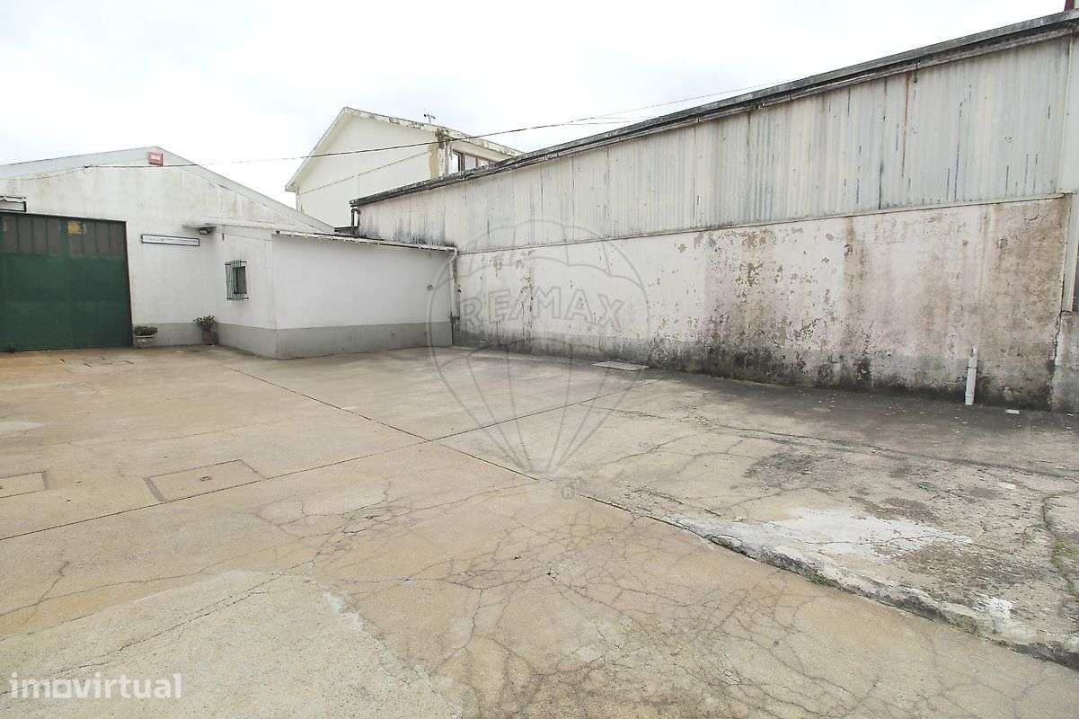 Garagem  para venda - Grande imagem: 2/5