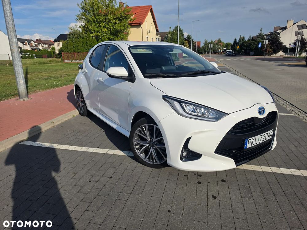 Toyota Yaris Hybrid 1.5 Premiere Edition - 1