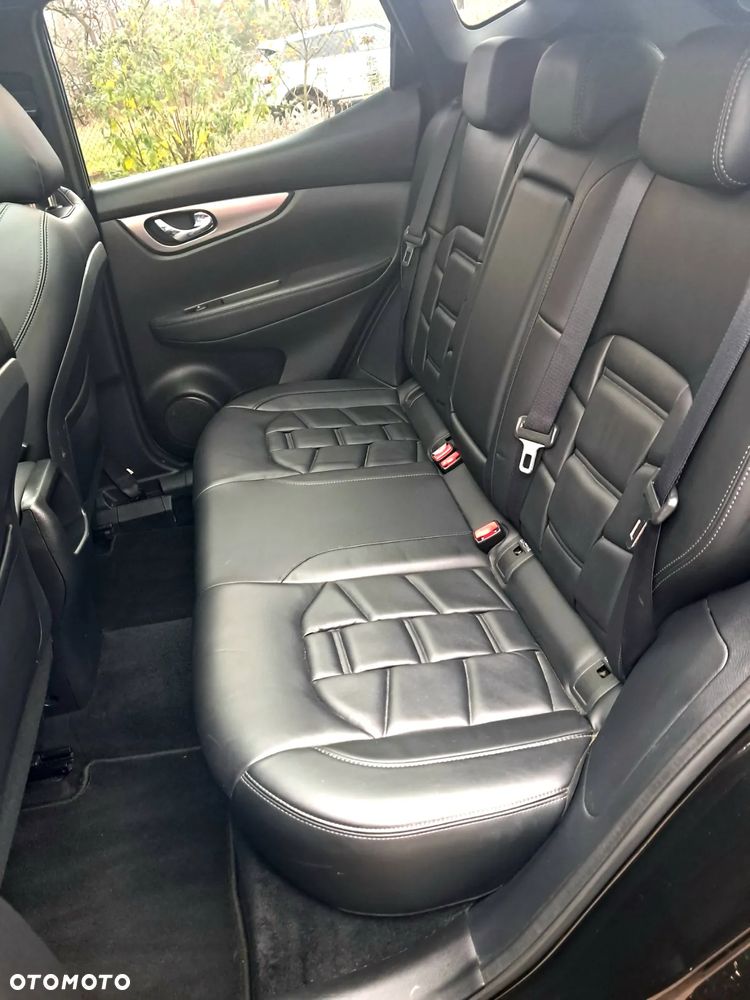 Nissan Qashqai 1.7 dCi 4x4 Tekna+ Xtronic - 12