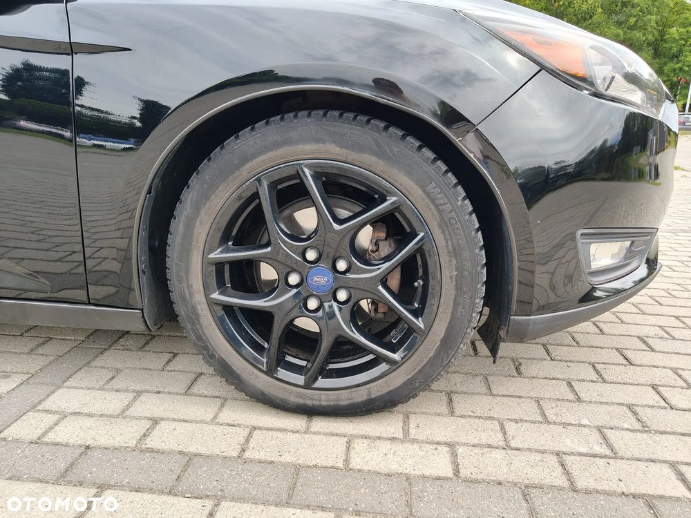 Ford Focus - 12