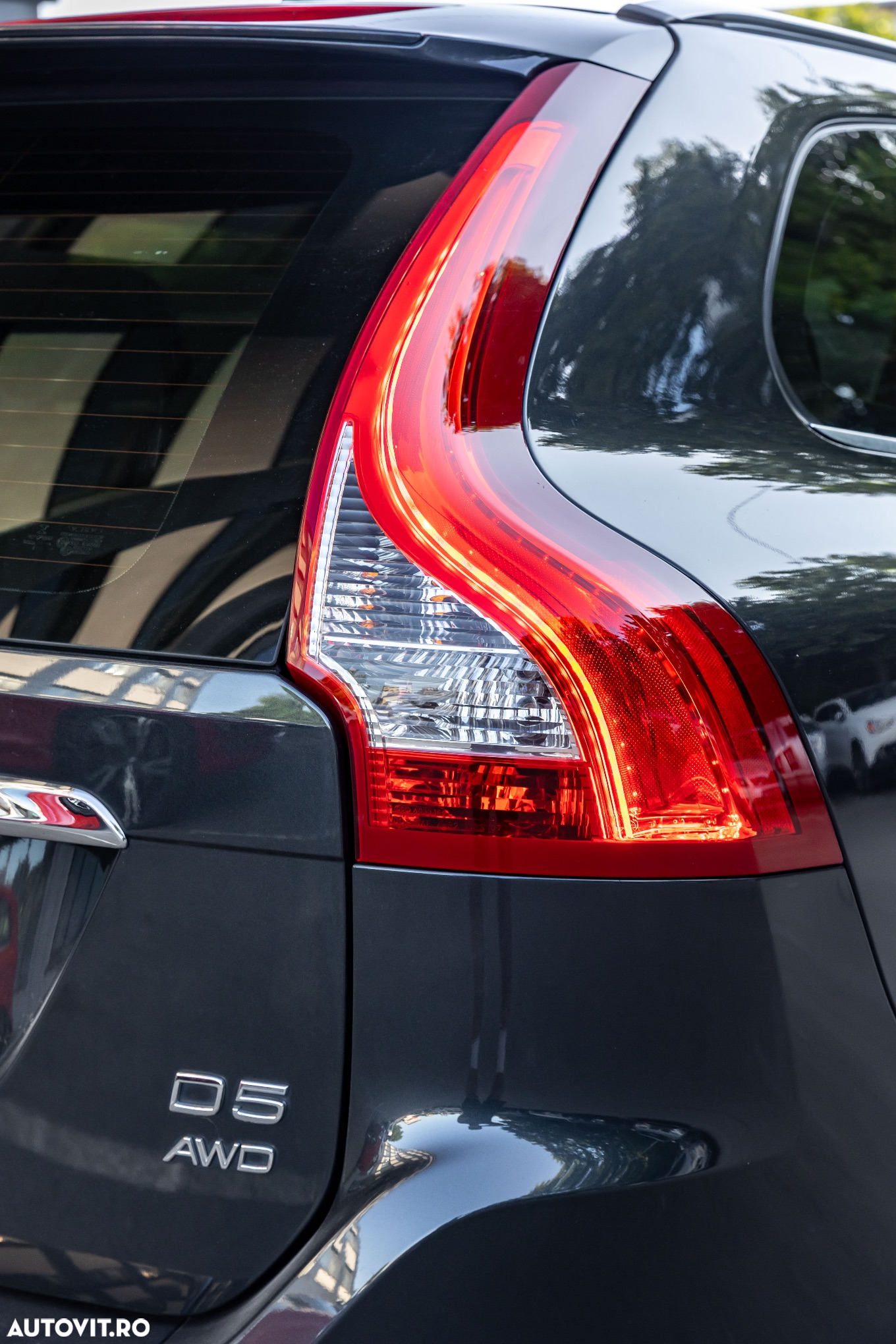 Volvo XC 60 D5 AWD Aut. Summum - 24