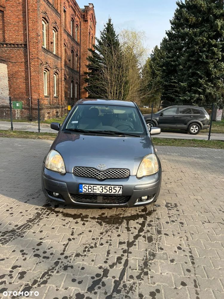 Toyota Yaris 1.4 D-4D Base - 1