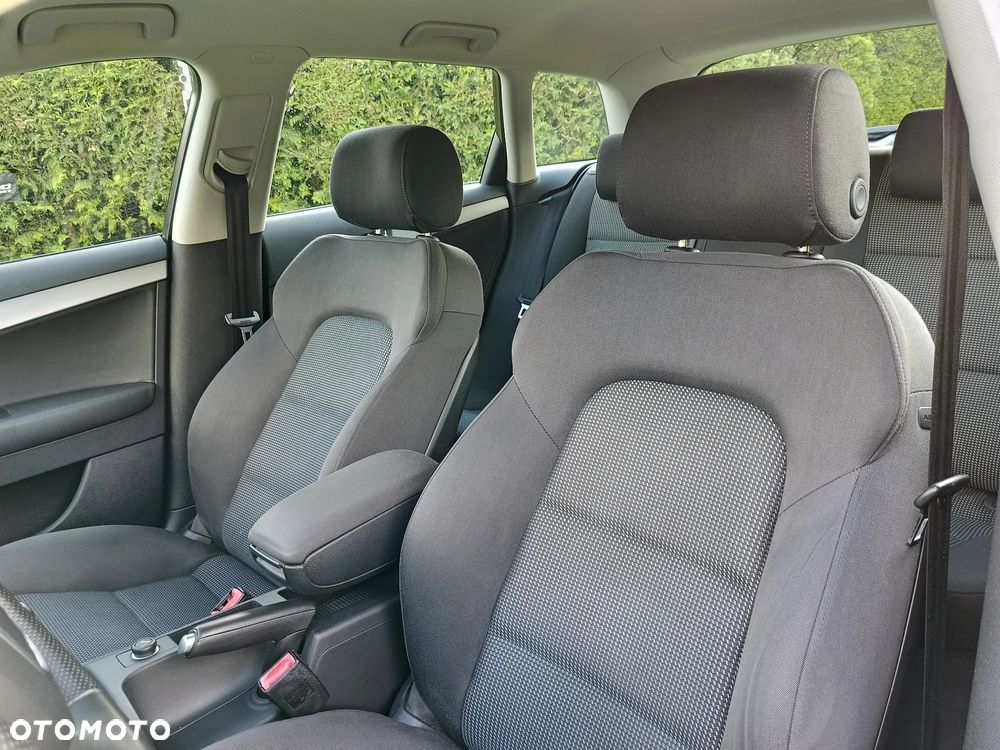 Audi A3 Sportback 1.6 Ambition - 13
