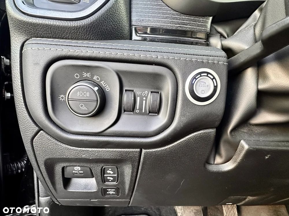 RAM 1500 Crew Cab Limited - 20