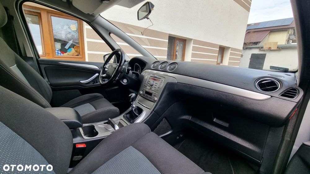 Ford S-Max 2.0 TDCi DPF Champions Edition - 6