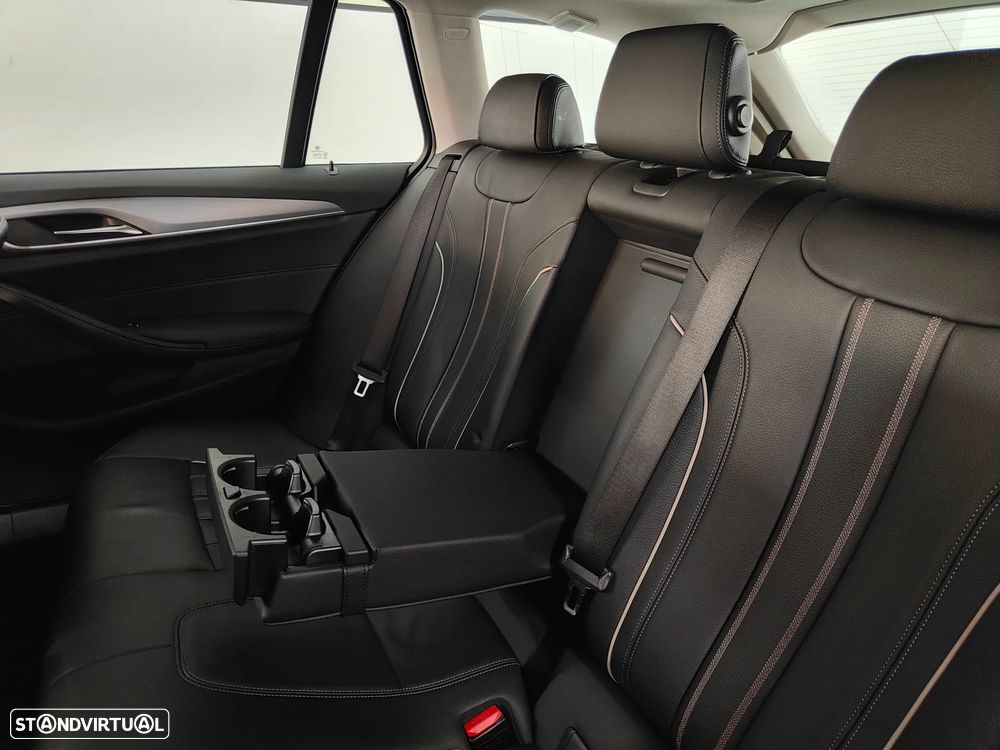 BMW 530 e iPerformance Line Luxury - 41