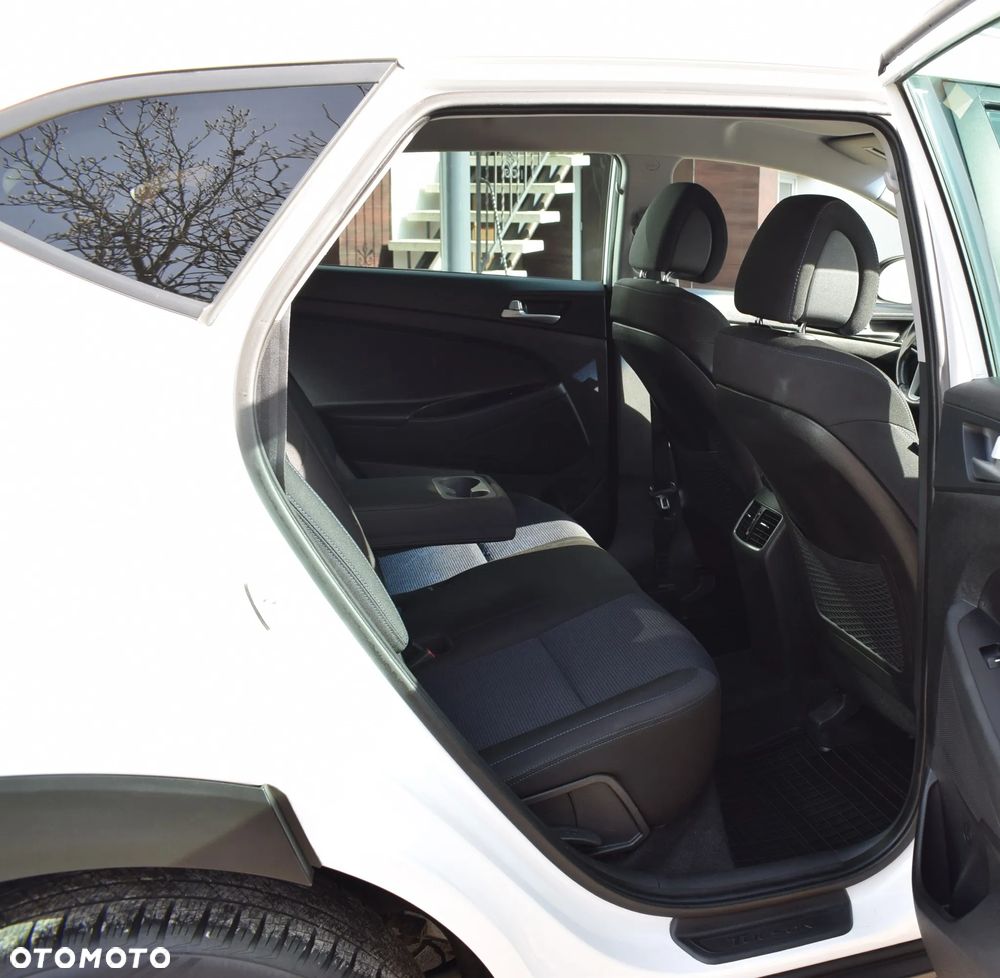 Hyundai Tucson 1.6 Turbo 2WD Navi - 11