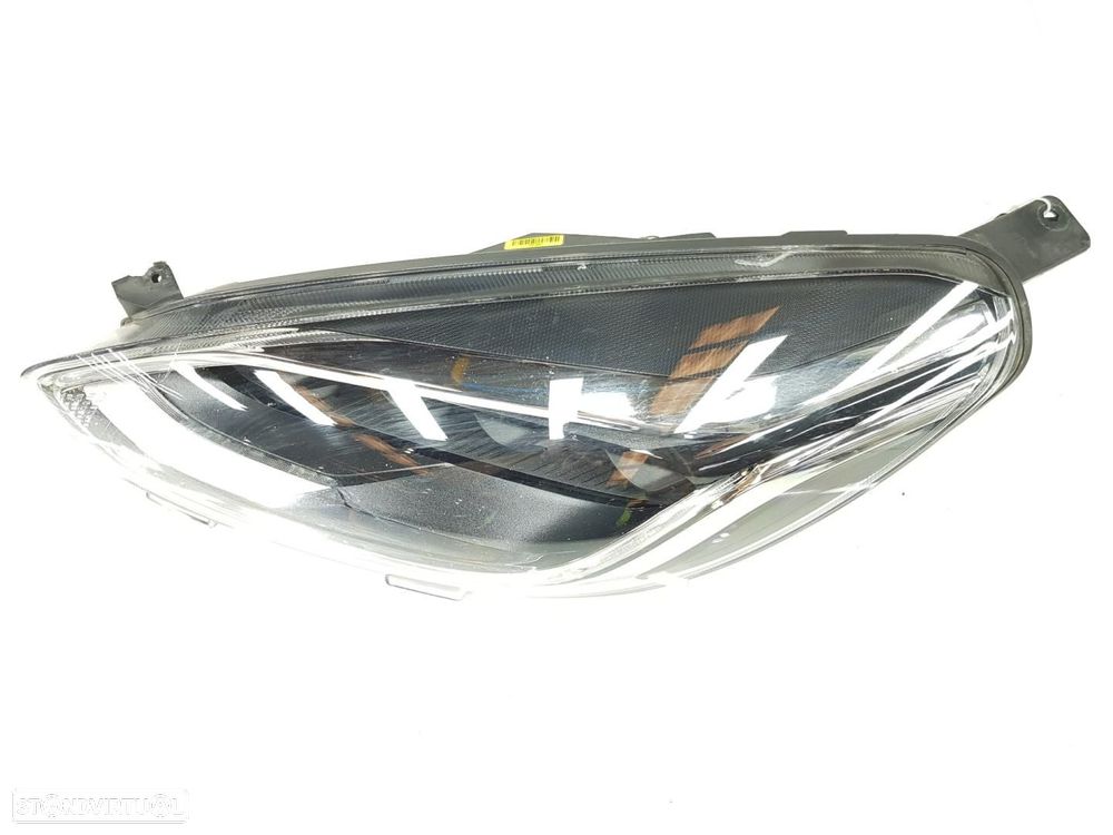 FAROL ESQUERDO FORD FIESTA CE1 - 1