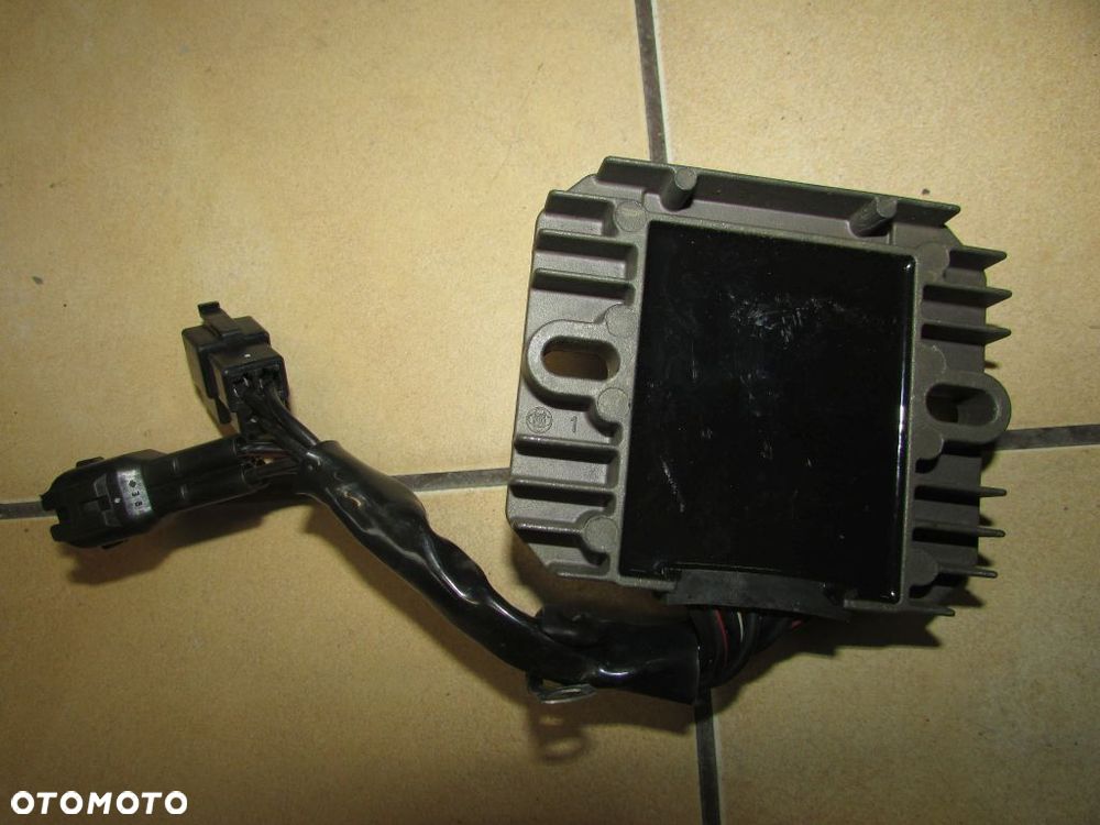 Suzuki SV 650 03-09 regulator napięcia - 2