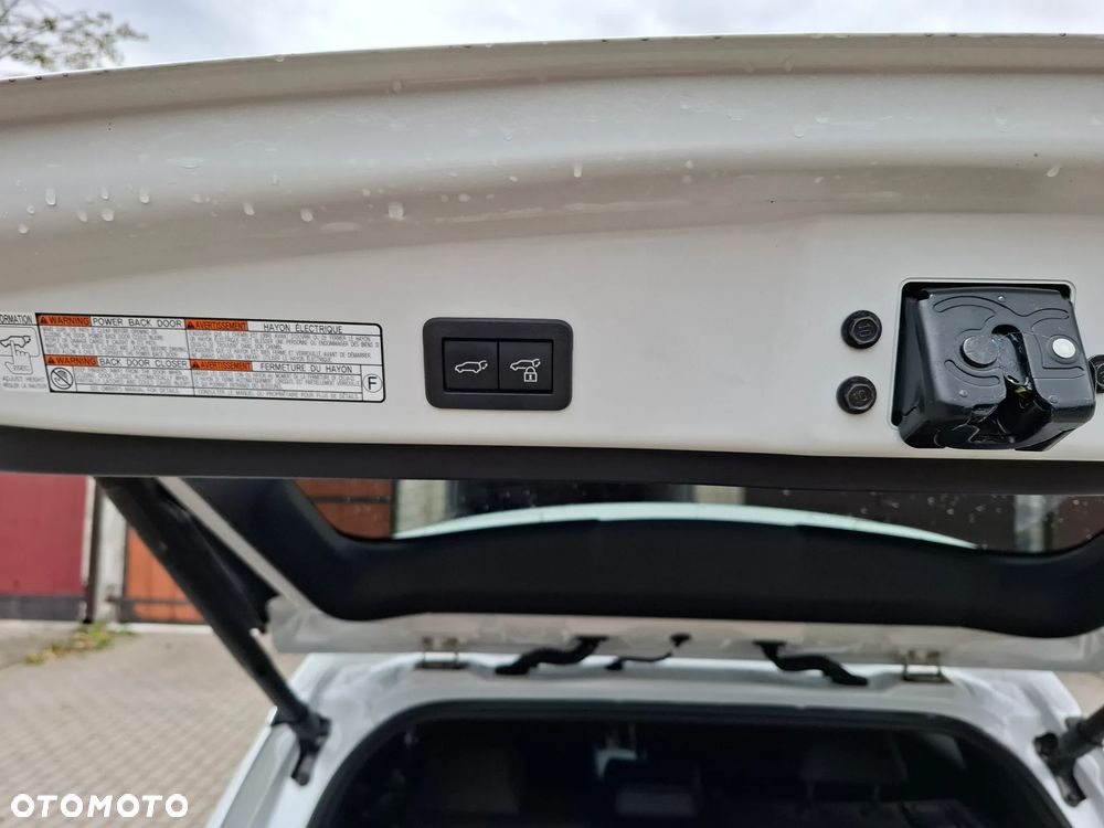 Toyota Corolla Cross 2.0 Hybrid Premiere Edition AWD - 21