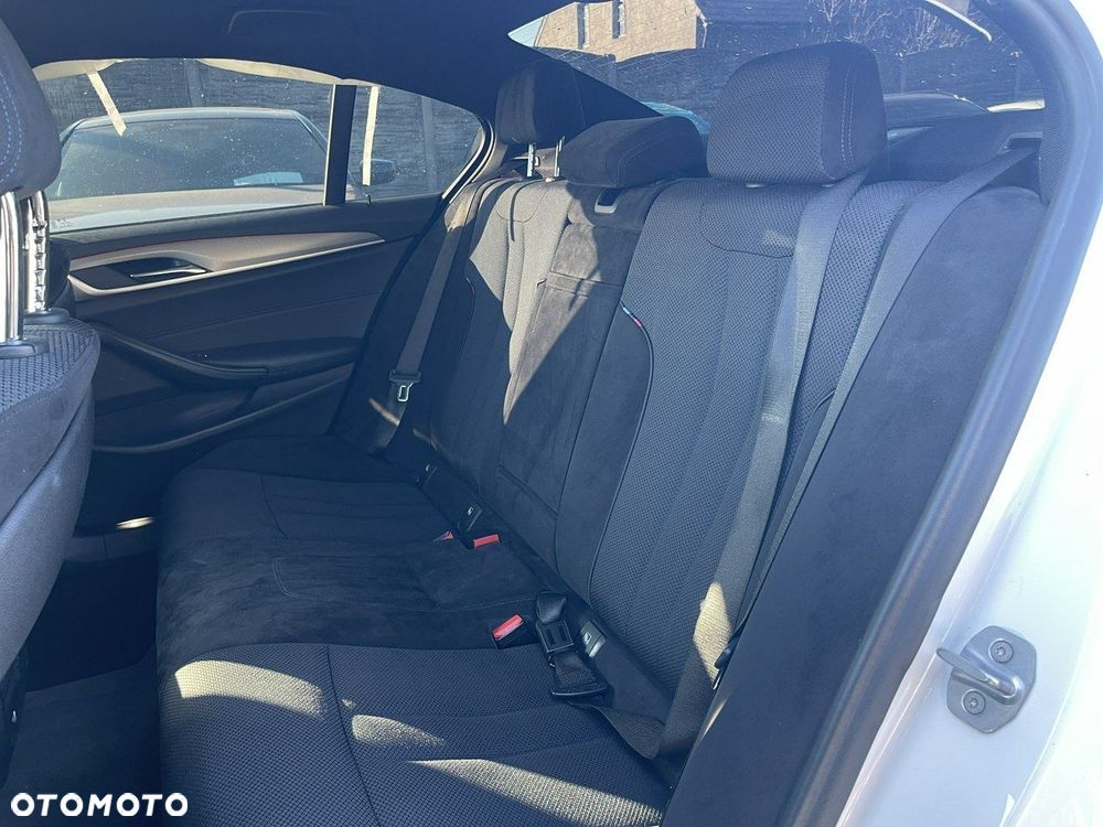 BMW Seria 5 540d xDrive M Sport sport - 12