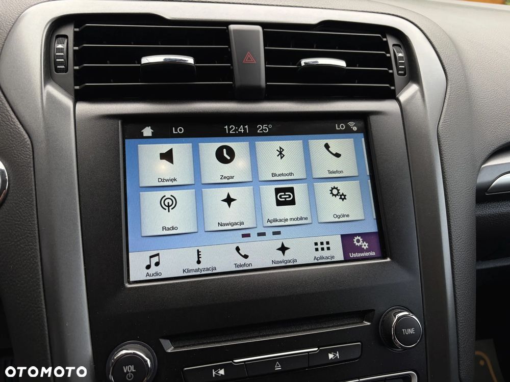 Ford Mondeo 2.0 EcoBlue Titanium - 25