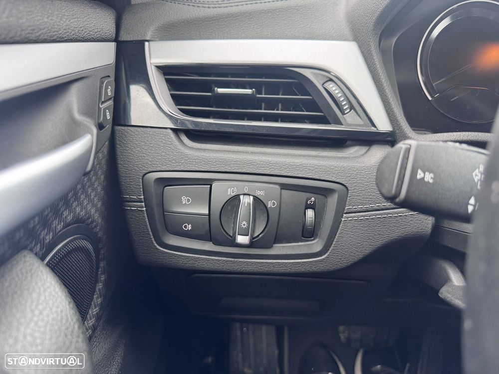 BMW X2 25 e xDrive - 12