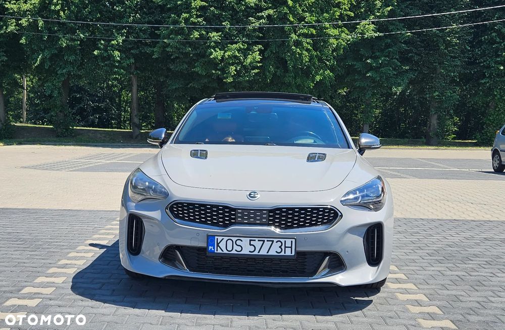 Kia Stinger - 18