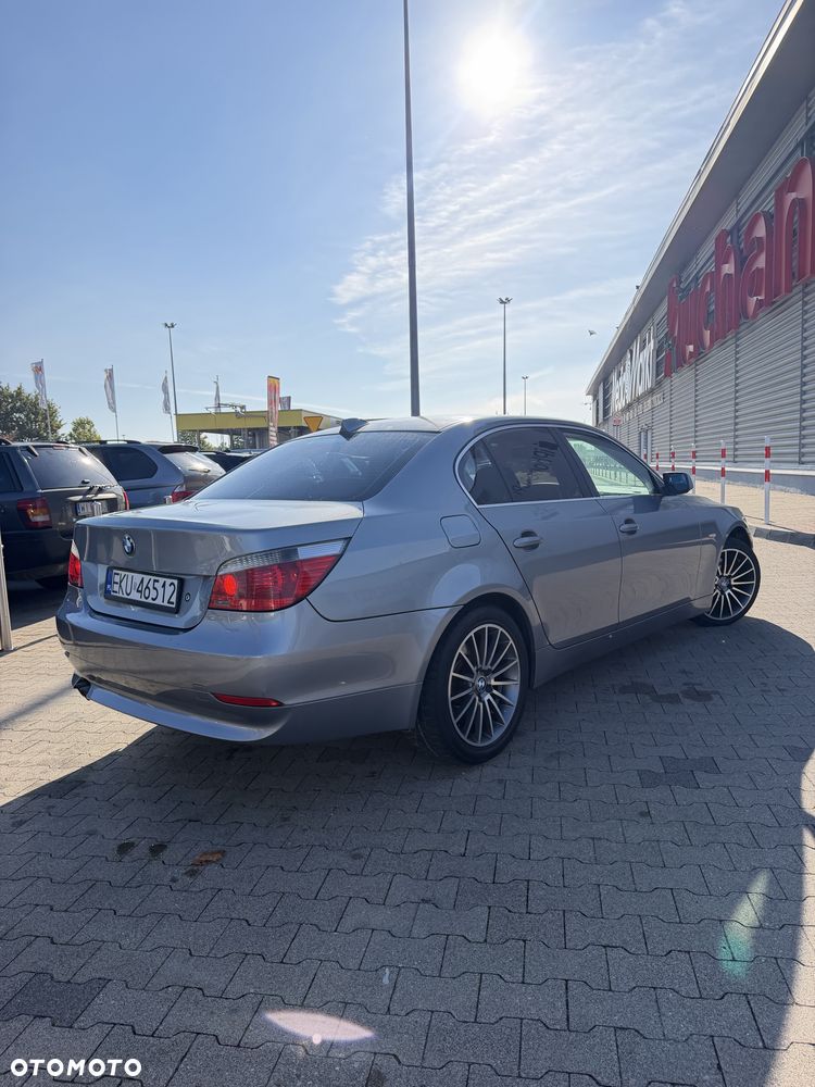 BMW E60 2006 photo 4