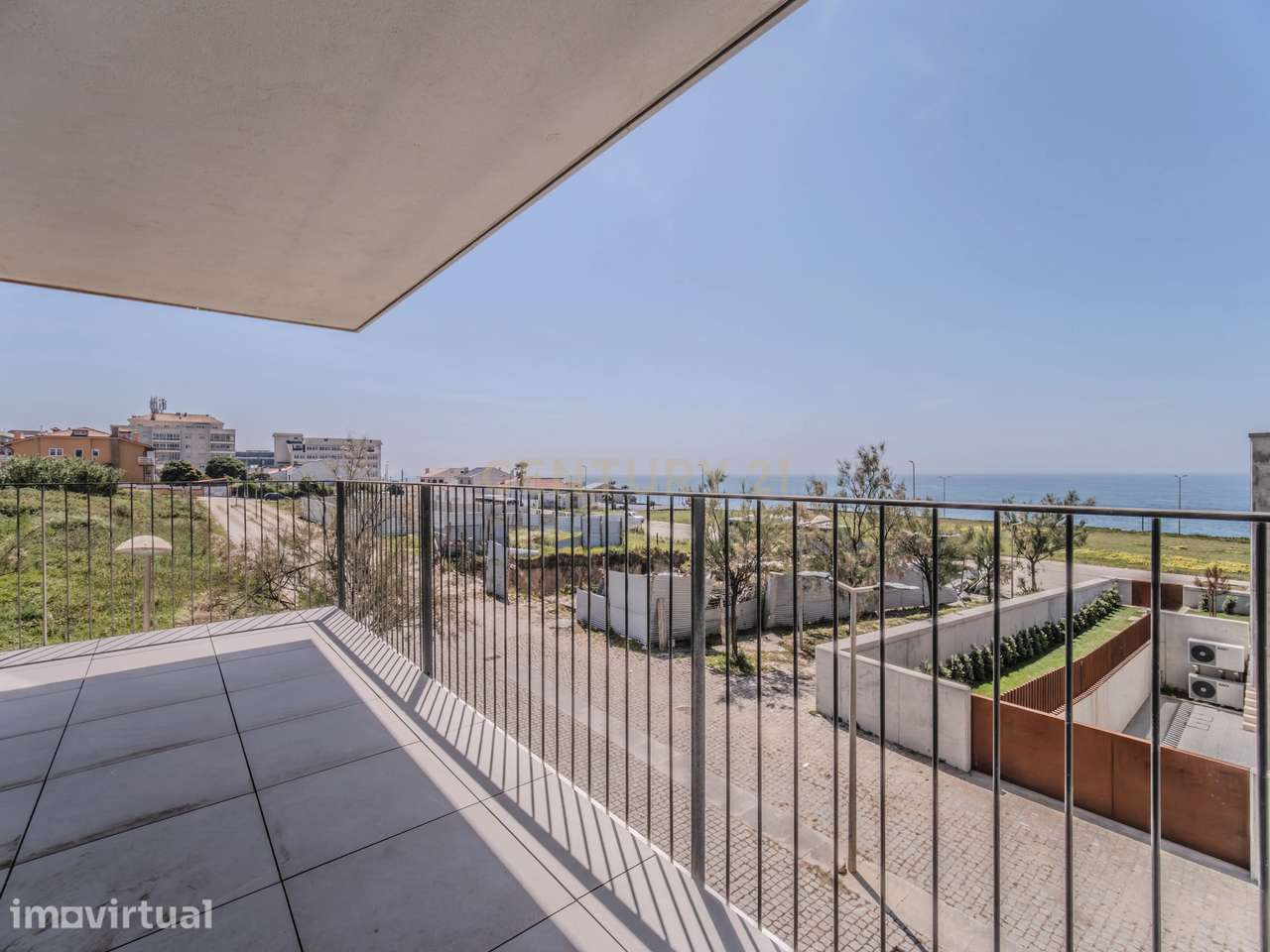Apartamento T3 para Arrendamento – Seca do Bacalhau - Grande imagem: 2/47