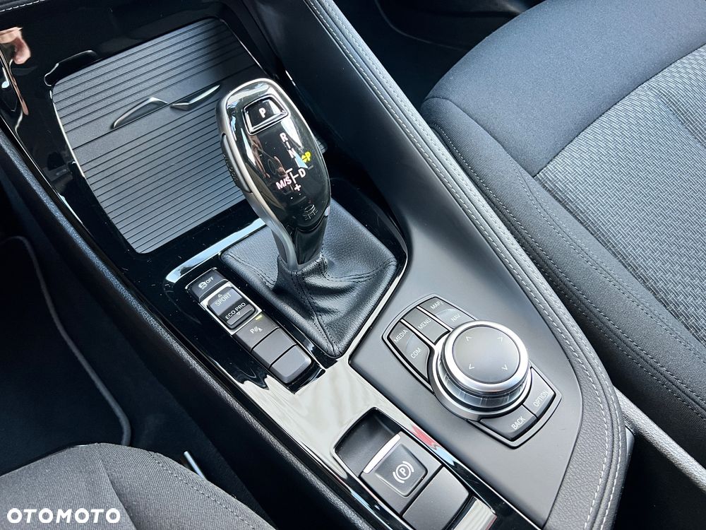 BMW X2 sDrive18i Business Edition - 23