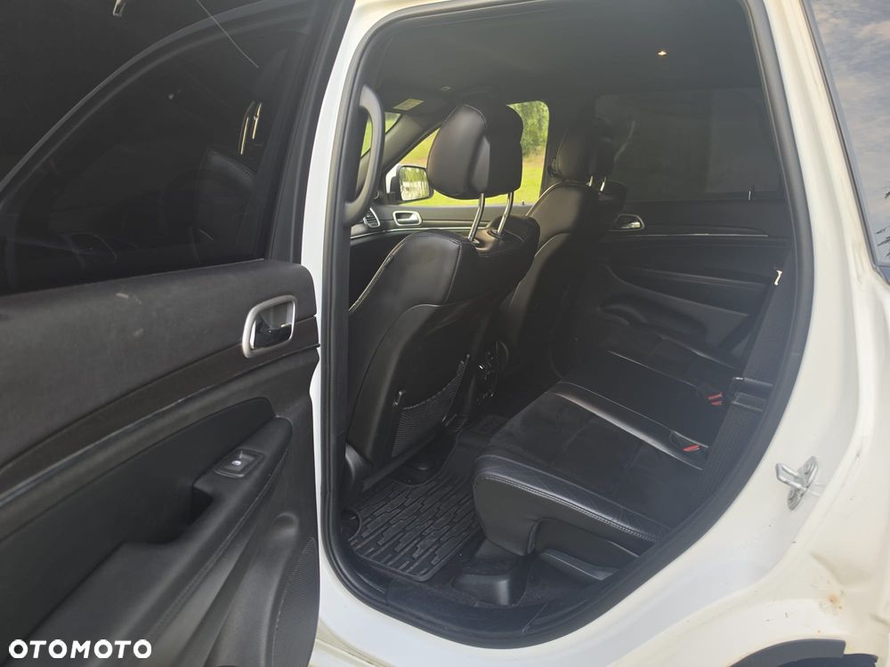 Jeep Cherokee - 8